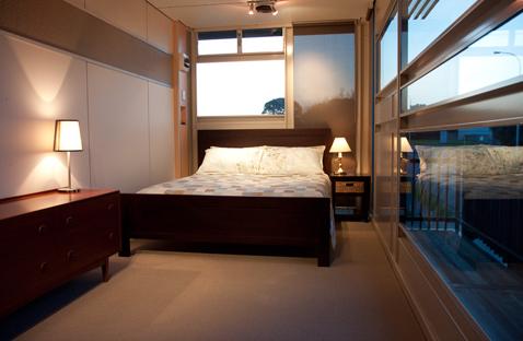 Small 20ft Shipping Container Home, Auckland, New Zealand