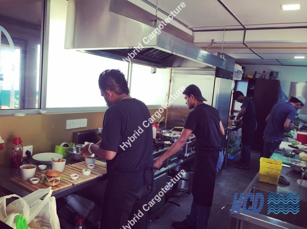 Container Restaurant Hybrid