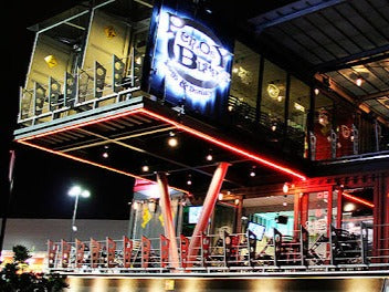 Shipping Container Homes & Buildings: Best of Shipping Container Architecture - Featured Image