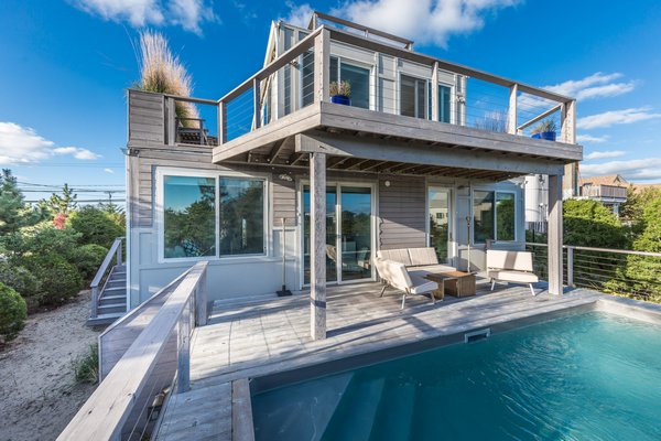 2000 sq ft Modular Shipping Container Home, East Hampton, New York