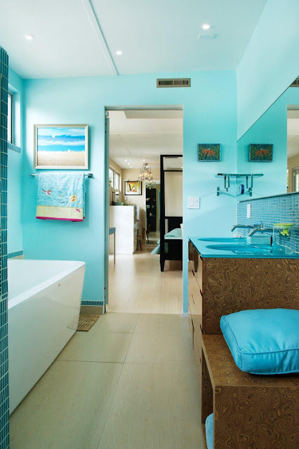 Glassberg Container House – Reinvented for the Tropics by Hybrid Cargotecture