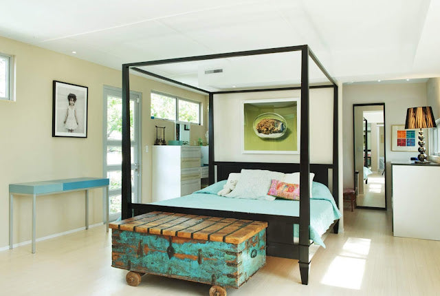 Glassberg Container House – Reinvented for the Tropics by Hybrid Cargotecture