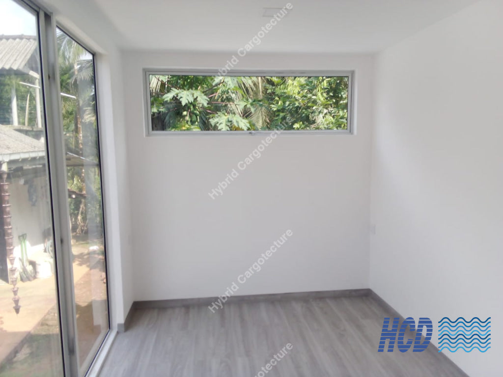 20ft Hybrid Hotel Chalet – Luxury Container Stay in Neluwa