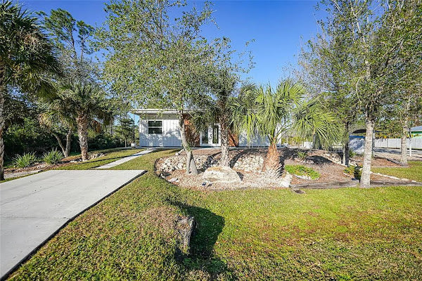 800 sqft – 3 Bedroom Shipping Container Home, Port Charlotte, Florida