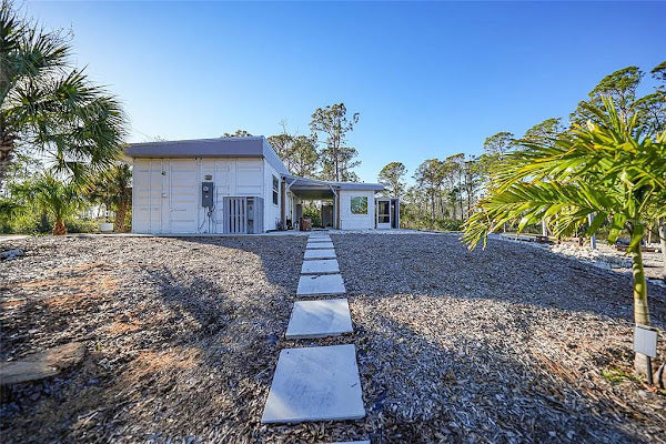 800 sqft – 3 Bedroom Shipping Container Home, Port Charlotte, Florida