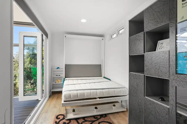 2-Bedroom 45 sqm Hybrid Container Home – Auckland, New Zealand