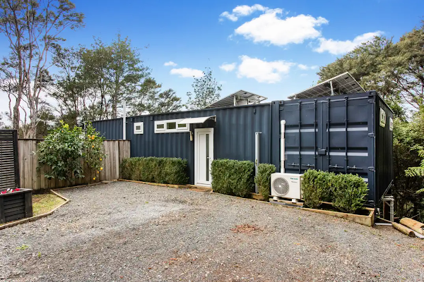2-Bedroom 45 sqm Hybrid Container Home – Auckland, New Zealand