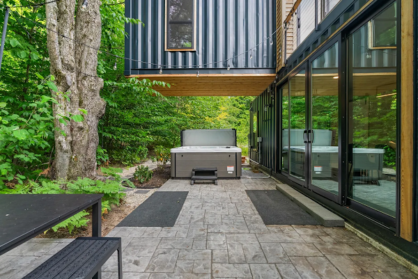 Steelhaven - 3 Bedroom 1000 sqft Hybrid Shipping Container Home, Michigan