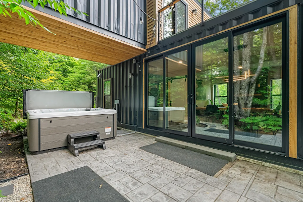 Steelhaven - 3 Bedroom 1000 sqft Hybrid Shipping Container Home, Michigan