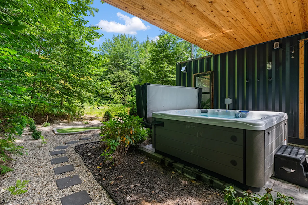 Steelhaven - 3 Bedroom 1000 sqft Hybrid Shipping Container Home, Michigan