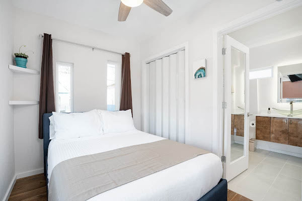 4-Bedroom Shipping Container Home with Roof Terrace, Houston, Texas
