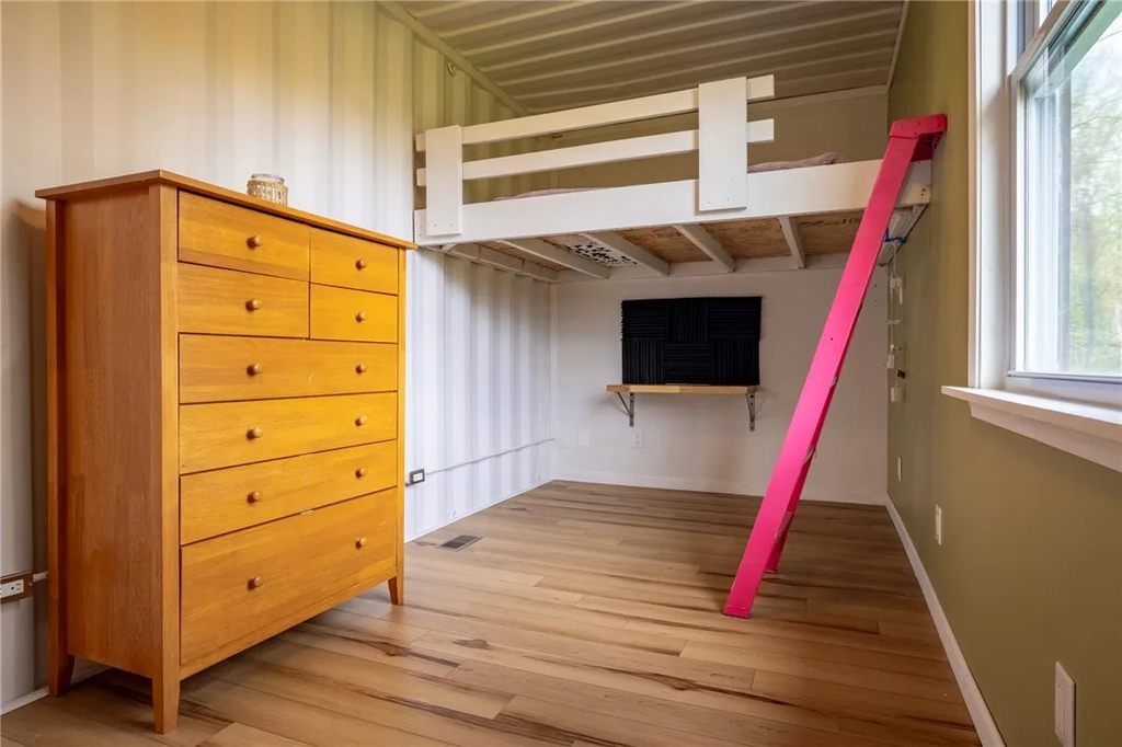 4 Bedroom Shipping Container Home with Atrium in Waterloo, New York