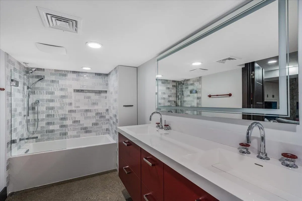 Kennedy Estate — 5,000 sqft Luxury Shipping Container Home, Winchester, New Hampshire