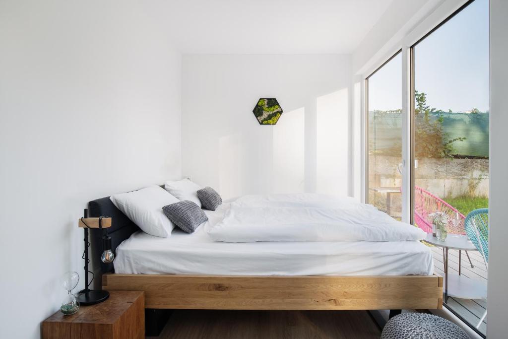 CONTAINER Hotel in Děčín – A Modern Modular Retreat