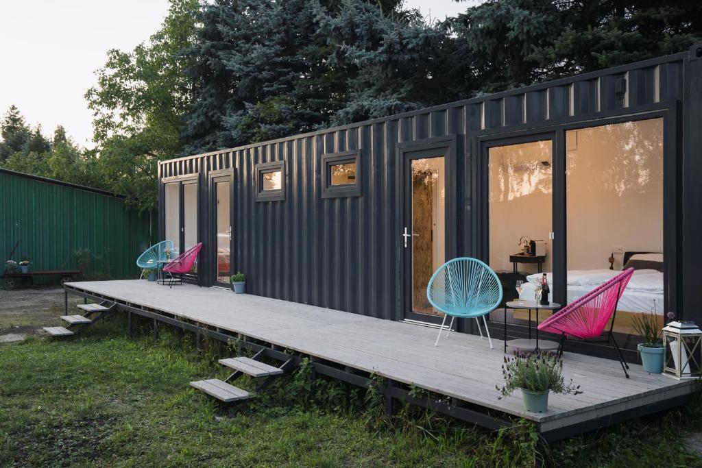 CONTAINER Hotel in Děčín – A Modern Modular Retreat
