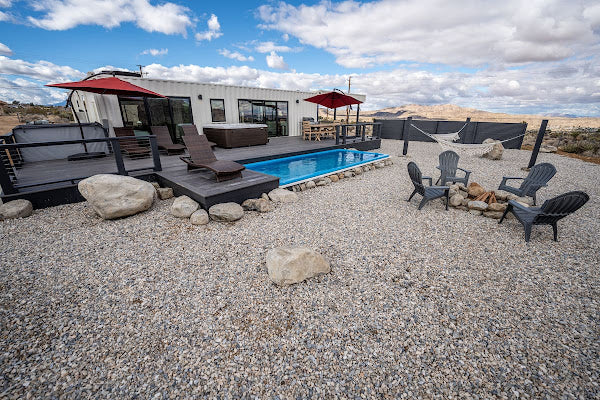 Blok Studio Container Resort