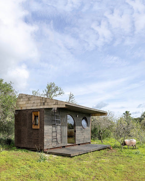 Cargo – Tiny Home Made of a 20 ft Shipping Container, Algarve, Portugal