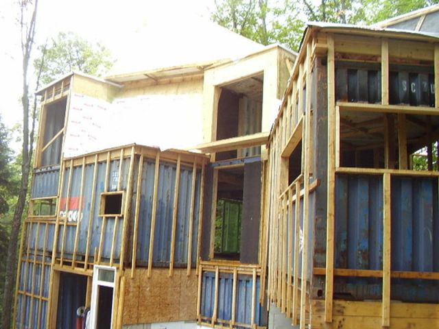4 Bedroom Cargo Container Home with External Insulation, Quebec, Canada