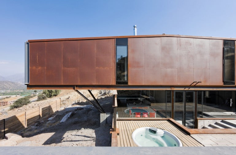 Caterpillar House – Shipping Container Home, Santiago, Chile