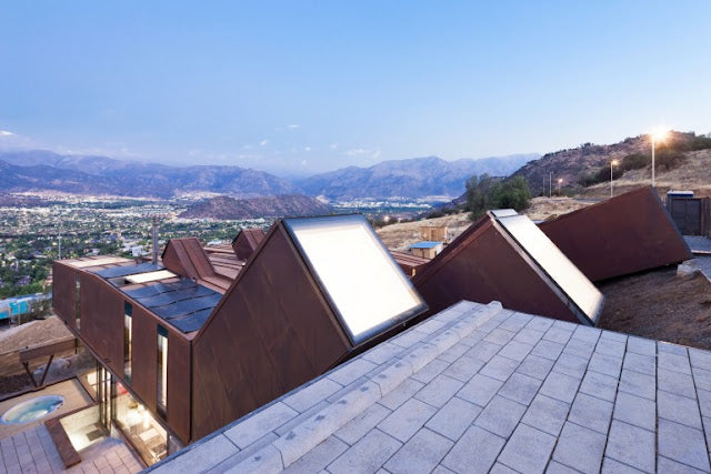 Caterpillar House – Shipping Container Home, Santiago, Chile