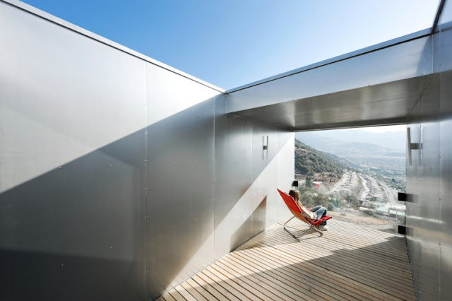 Caterpillar House – Shipping Container Home, Santiago, Chile