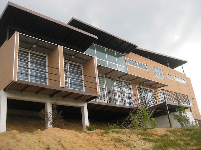 2500 sq ft Hybrid Container Resort Villa in Malaysia