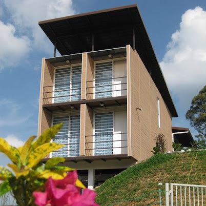 2500 sq ft Hybrid Container Resort Villa in Malaysia