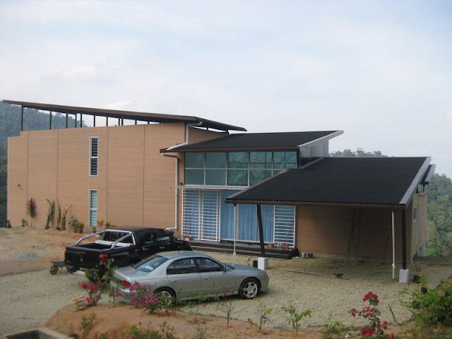 2500 sq ft Hybrid Container Resort Villa in Malaysia