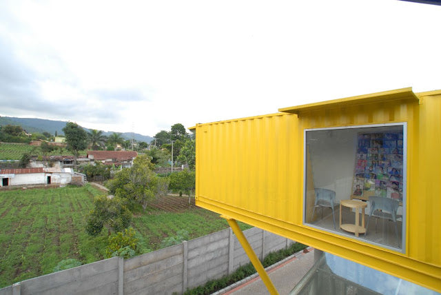 Contertainer – Shipping Container Polyclinic and Library, Indonesia