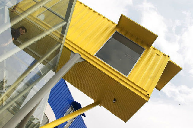 Contertainer – Shipping Container Polyclinic and Library, Indonesia