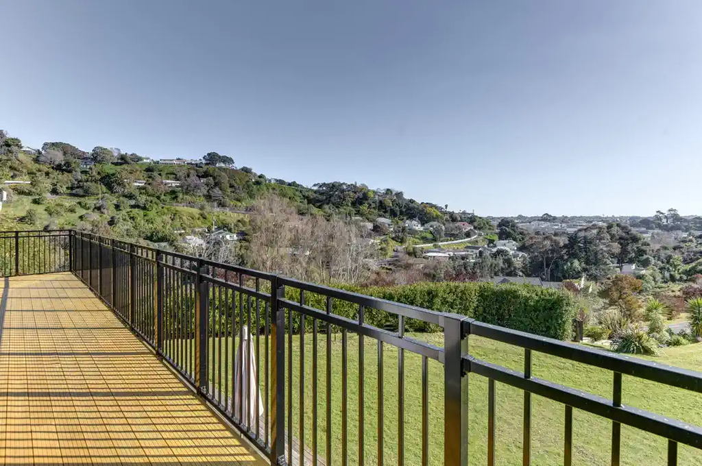 Durable 3-Bedroom Hybrid Shipping Container Home – Whanganui, New Zealand
