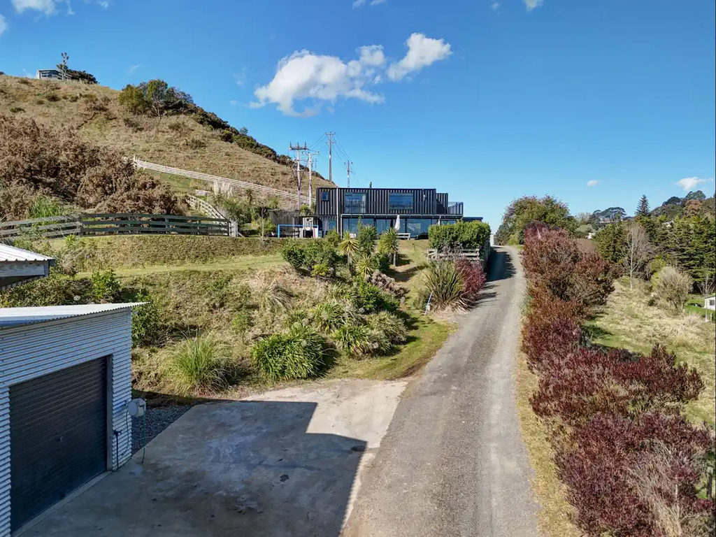 Durable 3-Bedroom Hybrid Shipping Container Home – Whanganui, New Zealand