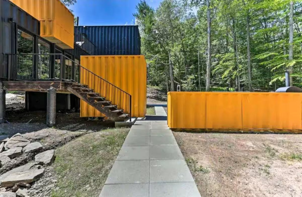 Eikonic Box – Shipping Container Airbnb Home in the Catskills, New York