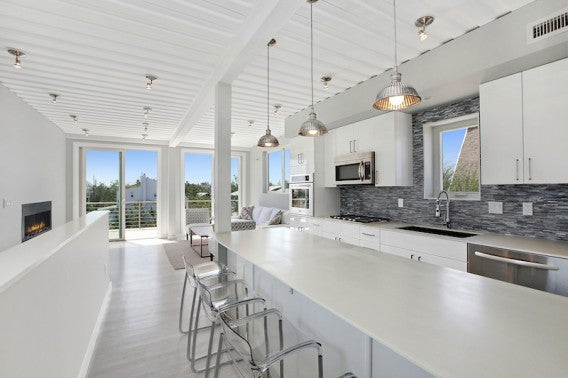 2000 sq ft Modular Shipping Container Home, East Hampton, New York