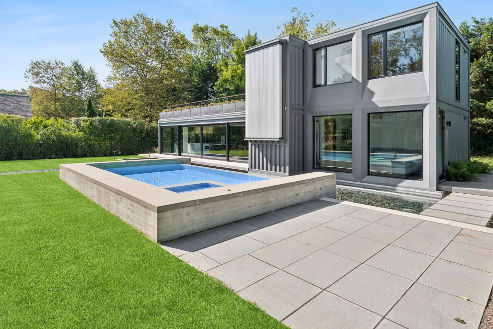 East Hampton Coastal Home - Second Image