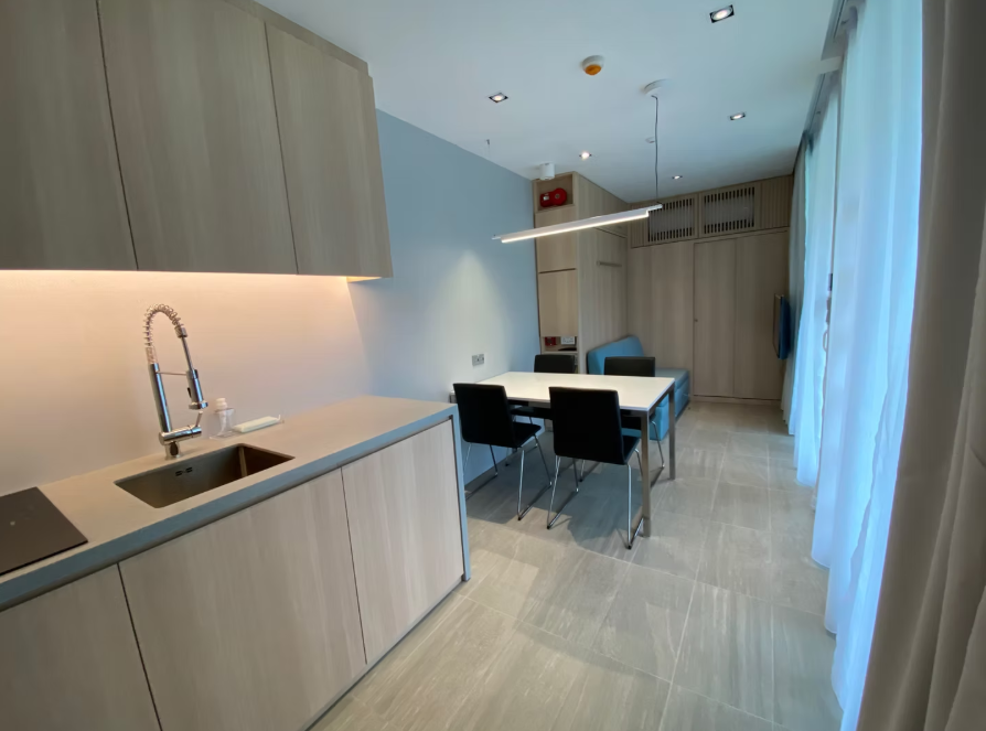 Tiny Pod at One-North – Singapore’s First Pop-Up Container Hotel