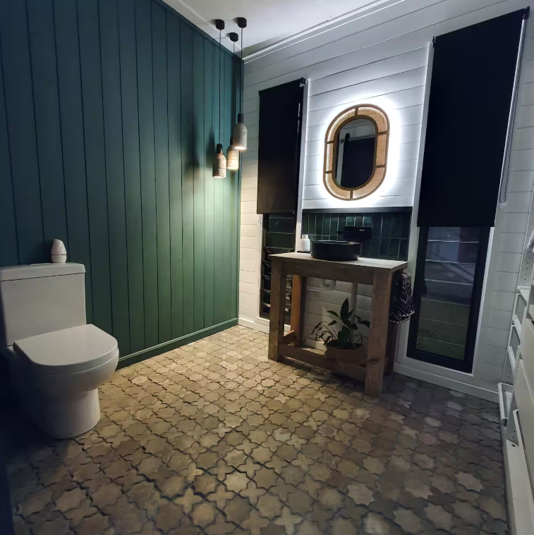 La Casita 2448 – Luxe Dual-Container Tiny Stay in Nambucca Heads