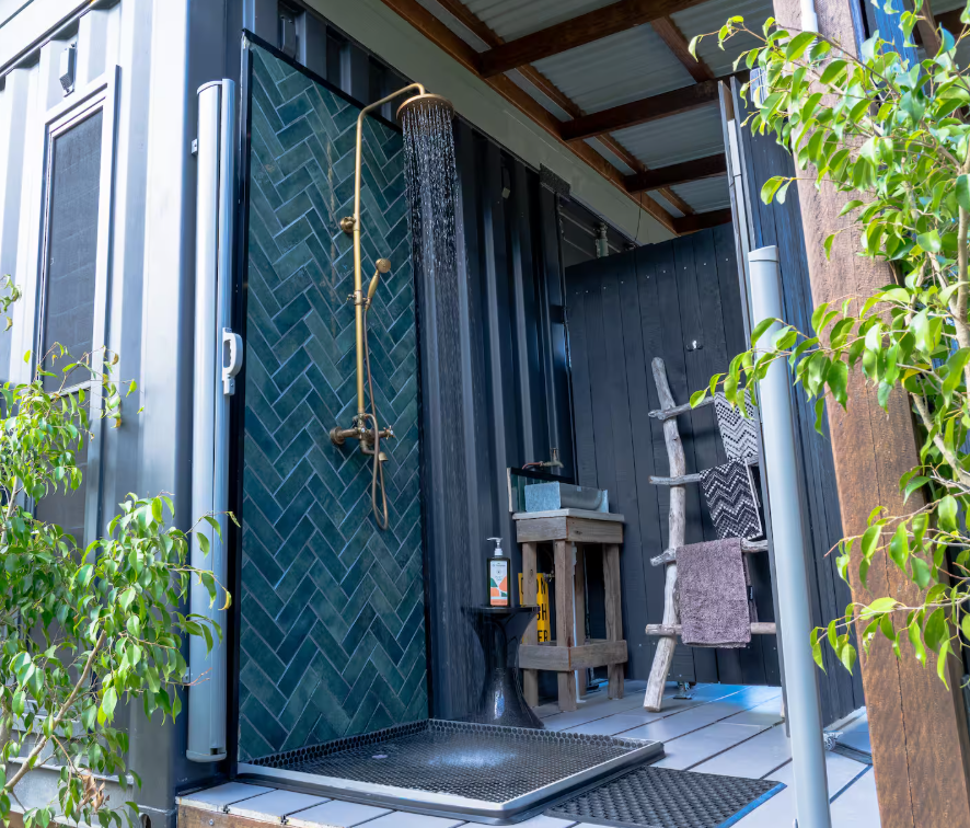 La Casita 2448 – Luxe Dual-Container Tiny Stay in Nambucca Heads