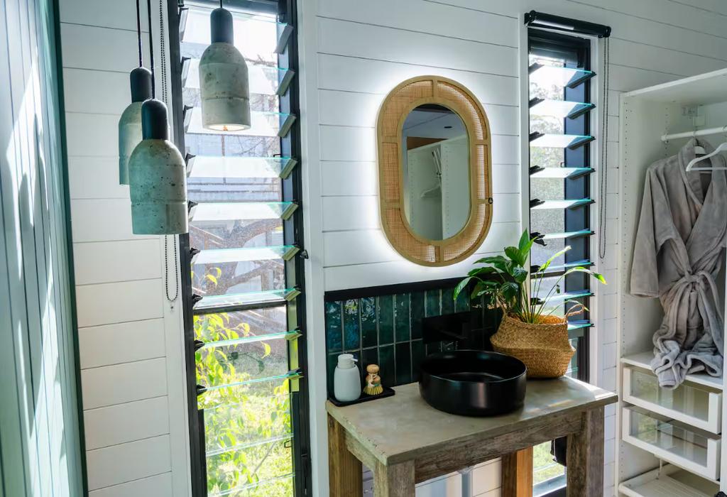 La Casita 2448 – Luxe Dual-Container Tiny Stay in Nambucca Heads