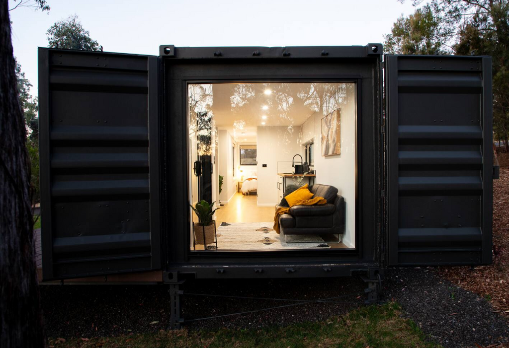 Tiny Bush Escape – Blue Mountains Container Retreat