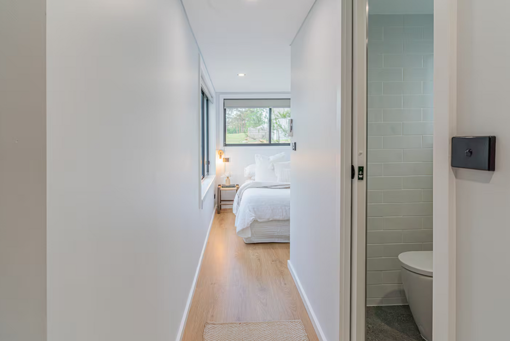 Tiny Bush Escape – Blue Mountains Container Retreat