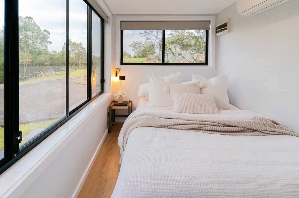 Tiny Bush Escape – Blue Mountains Container Retreat