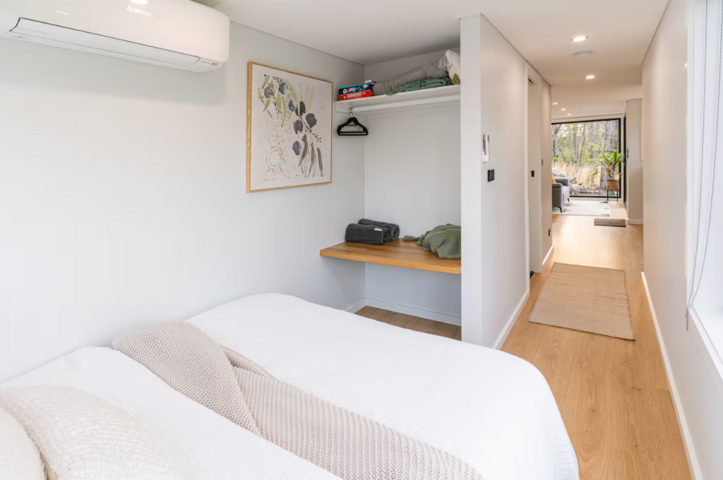 Tiny Bush Escape – Blue Mountains Container Retreat