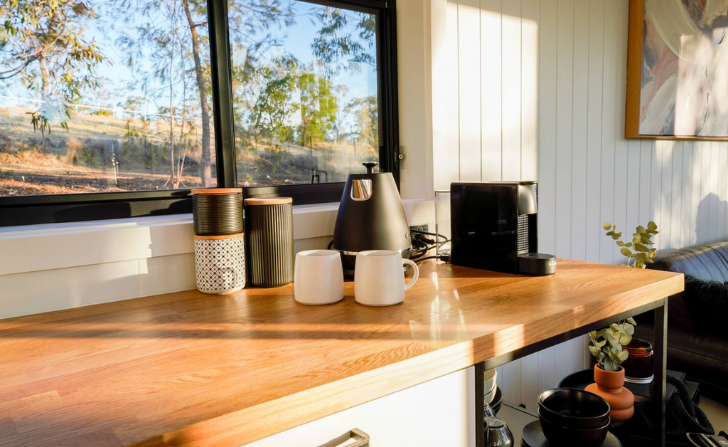 Tiny Bush Escape – Blue Mountains Container Retreat
