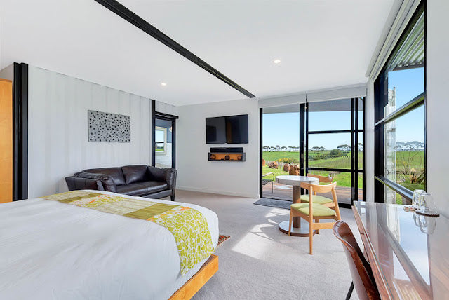 Shipping Container Hotel – California Road at Inkwell Wines, South Australia