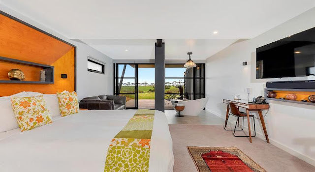 Shipping Container Hotel – California Road at Inkwell Wines, South Australia