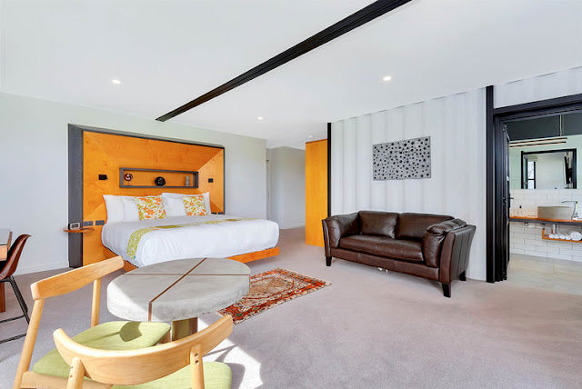 Shipping Container Hotel – California Road at Inkwell Wines, South Australia