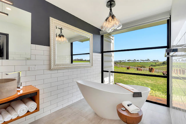 Shipping Container Hotel – California Road at Inkwell Wines, South Australia