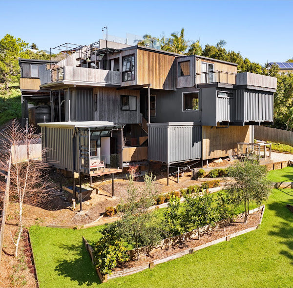 Varmt Rede – 5 Bedroom Hybrid Modular Home Built from 11 Shipping Containers, Queensland, Australia