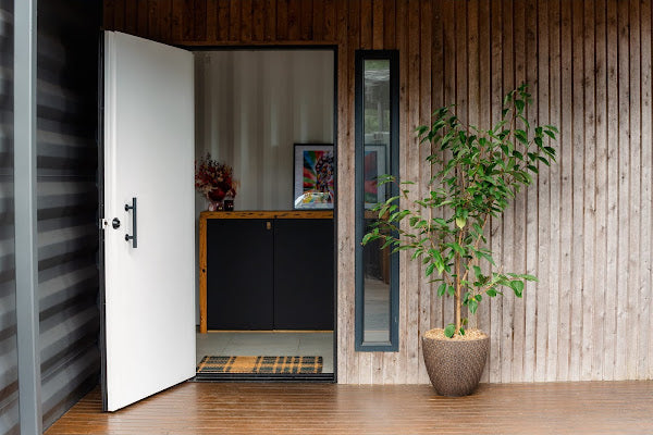 Varmt Rede – 5 Bedroom Hybrid Modular Home Built from 11 Shipping Containers, Queensland, Australia